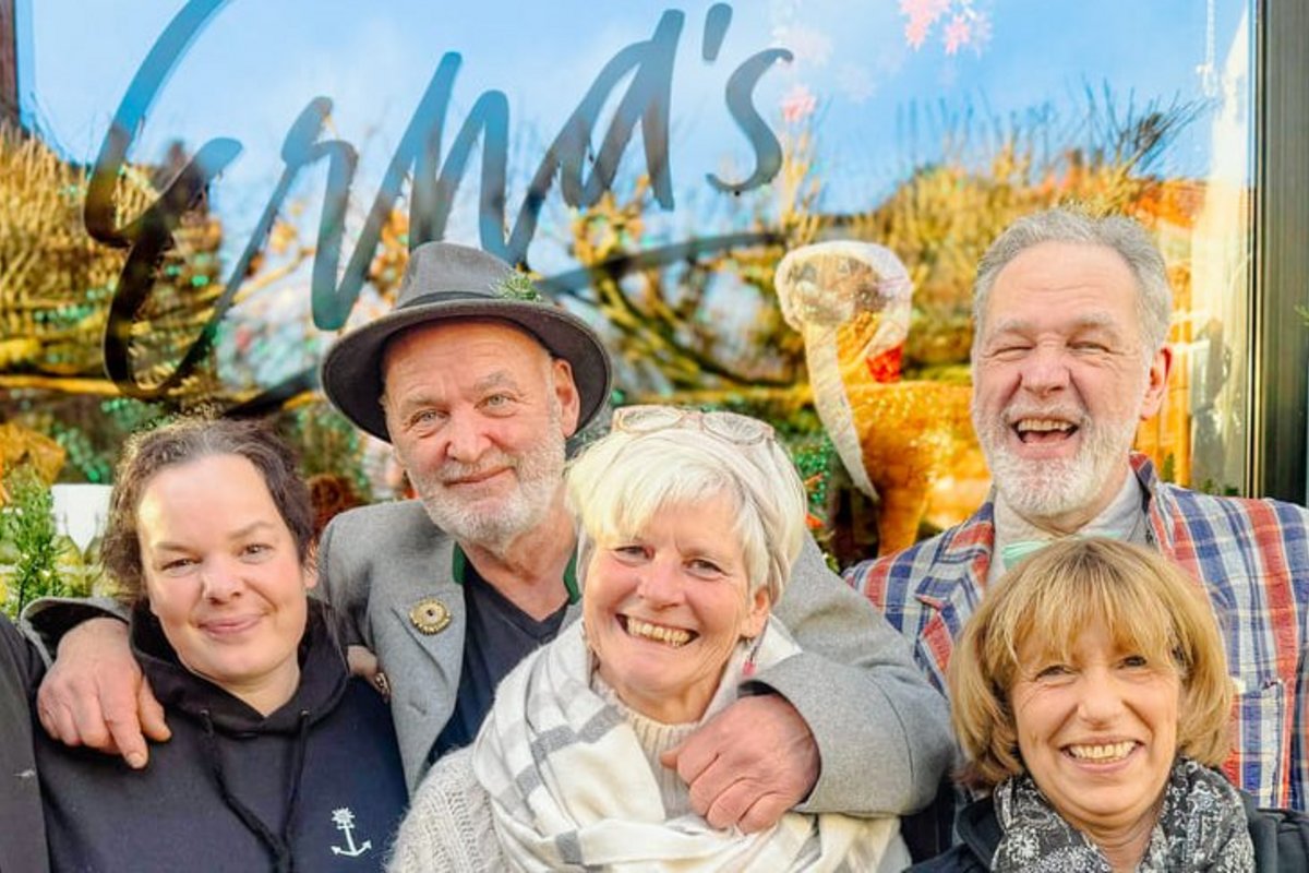 Das freundliche Team von Erna's Cafe